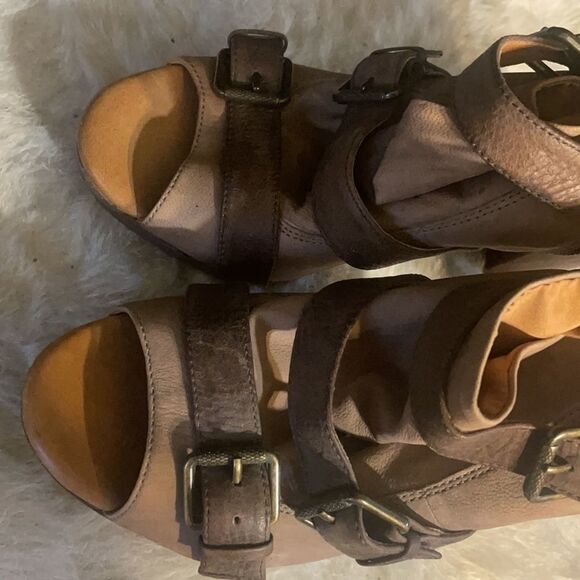 Naya 9M (4969) - Picture 8 of 12